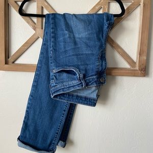 “Boyfriend” jeans by Kut from the allots